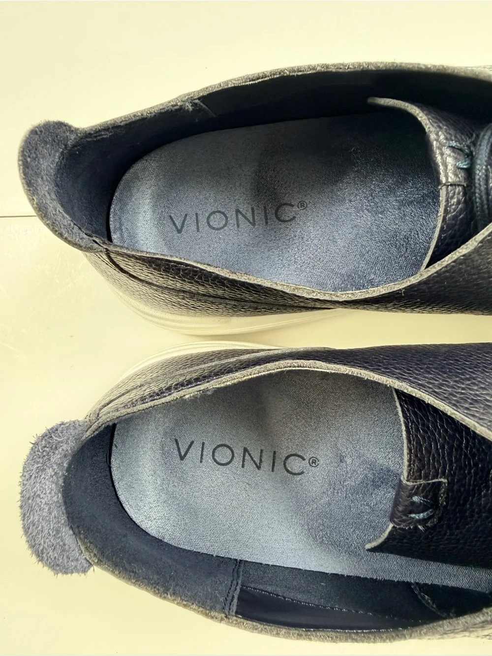 Vionic carter navy